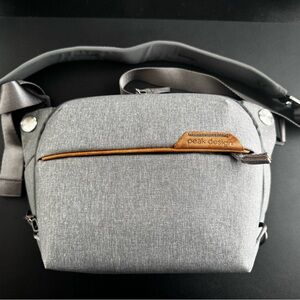 Peak design Camera everyday sling bag 3L